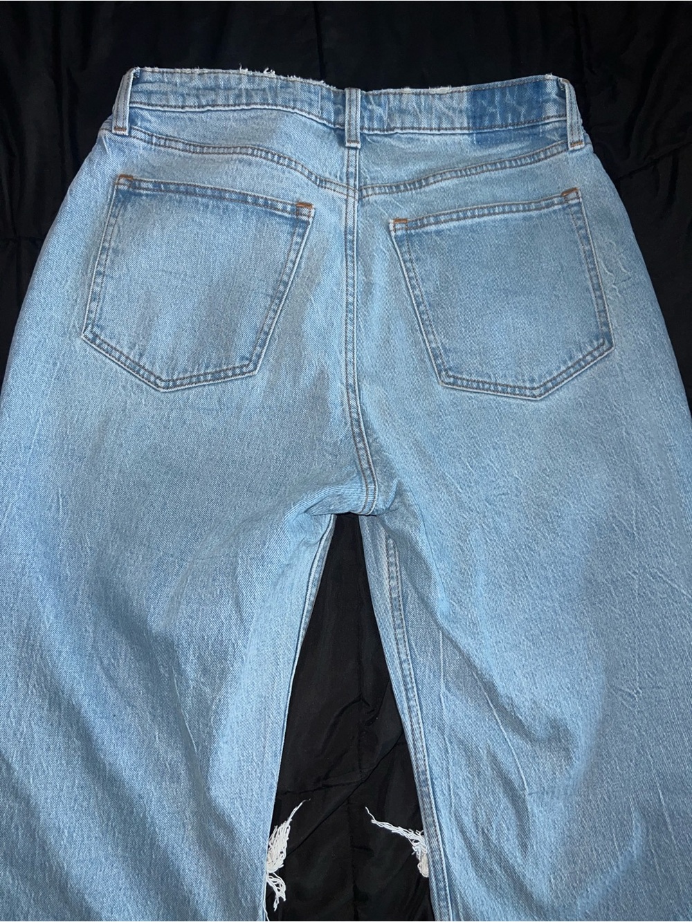 Abercrombie Light Blue High-Rise Jeans - Picture 3 of 3